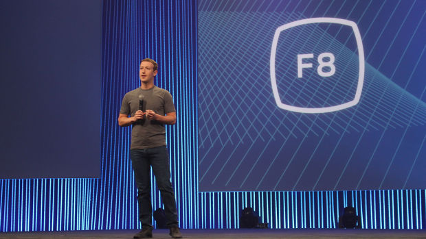 フェイスブックの開発者会議、F8でのマーク・ザッカーバーグ